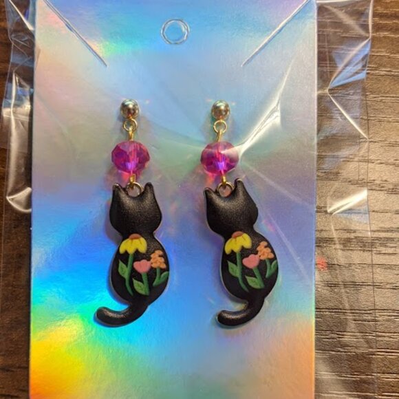 Black Floral Cat Earrings - Picture 5 of 8